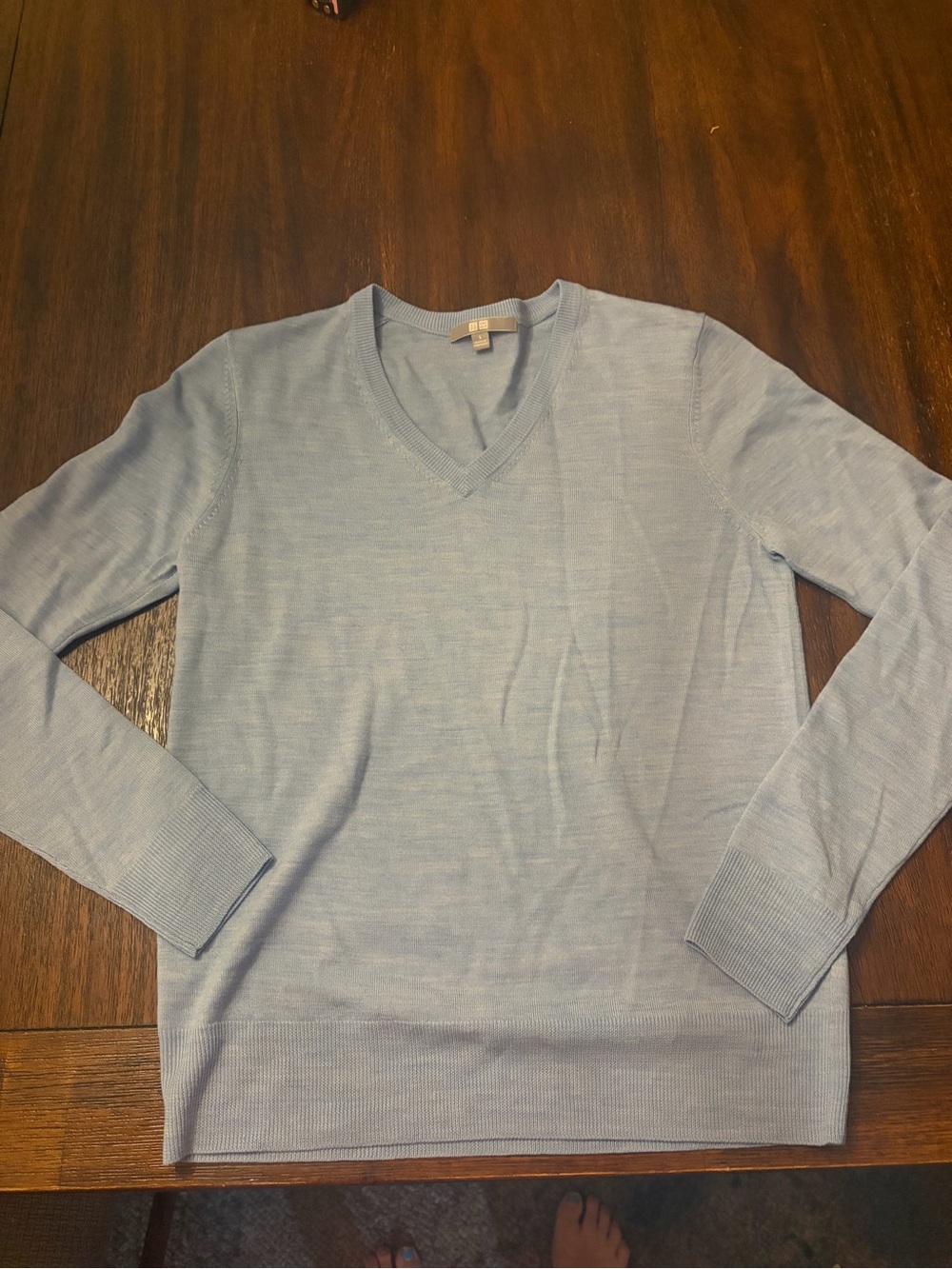 Uniqlo Women’s S Light Blue 100% Merino Wool V-Neck Sweater Woolmark